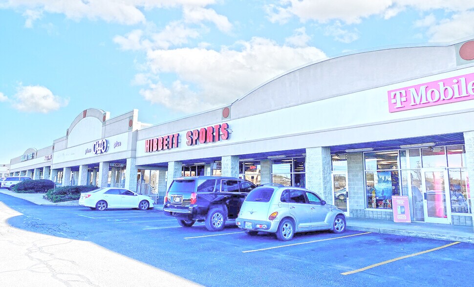 More Photos Of 191-219 Wal Mart Way, Maysville General Retail For Sale