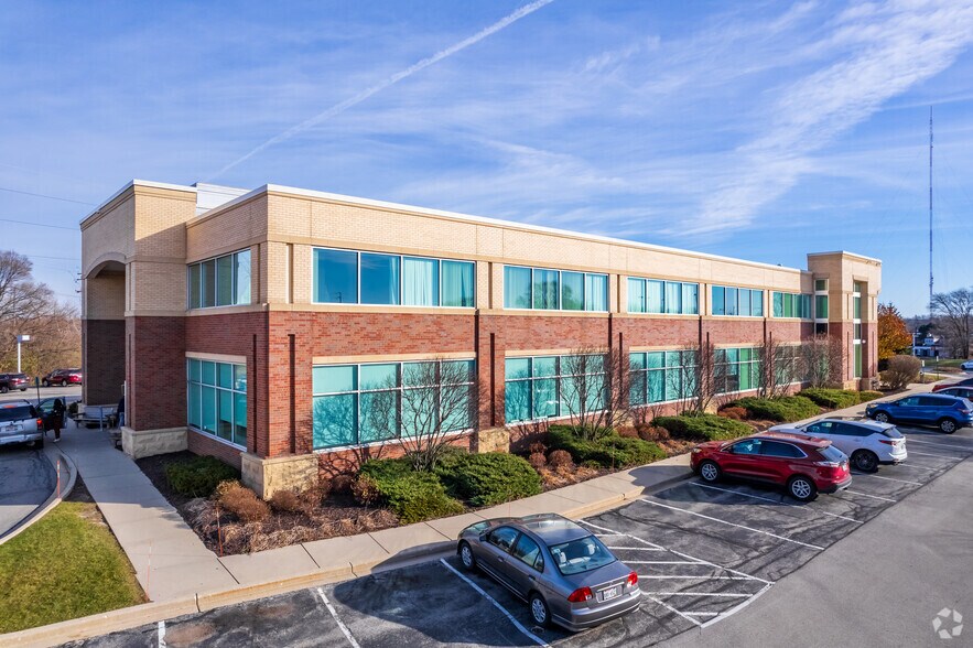 More Photos Of 5650 N Green Bay Ave, Glendale Medical For Lease