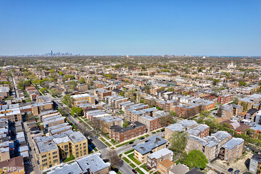 More Photos Of 7955 S Hermitage Ave, Chicago Apartments For Sale