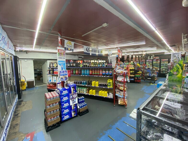 More Photos Of 3812 3rd St, Alexandria Freestanding For Sale