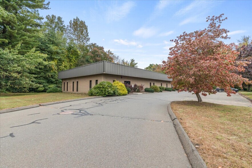 More Photos Of 7 Annginna Dr, Enfield Light Manufacturing For Lease