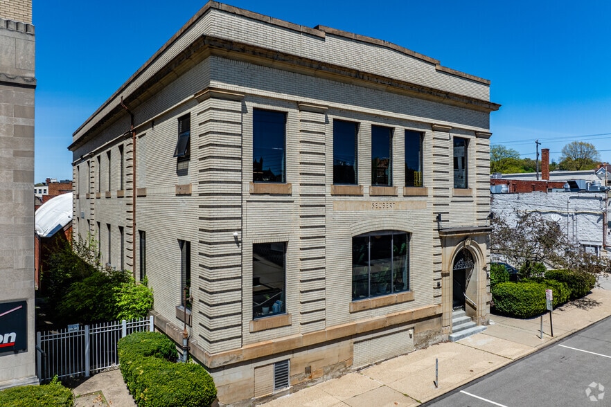 More Photos Of 20 S Balph Ave, Pittsburgh Loft Creative Space For Sale