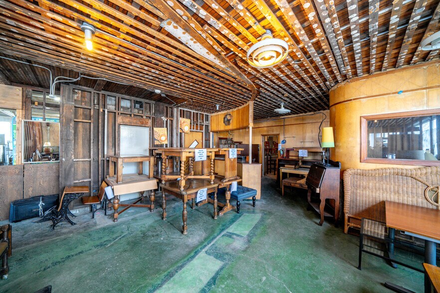 More Photos Of 2105 4th St, Tillamook Industrial For Sale