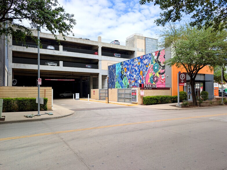 More Photos Of 2927 Morton St, Fort Worth Storefront For Lease