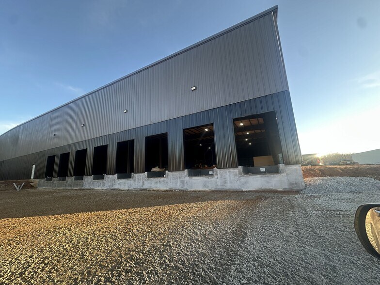 More Photos Of 2426 Madison Technology Dr, Jackson Industrial For Lease
