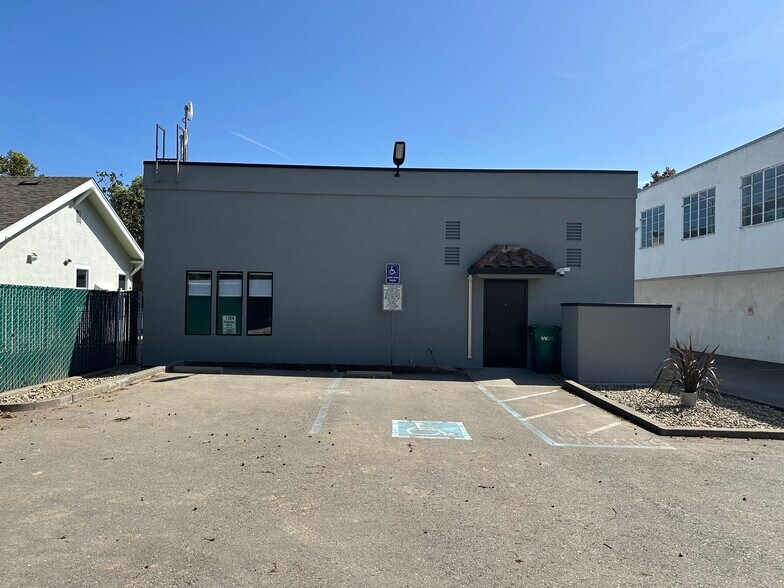 More Photos Of 1264 A St, Hayward Office For Lease