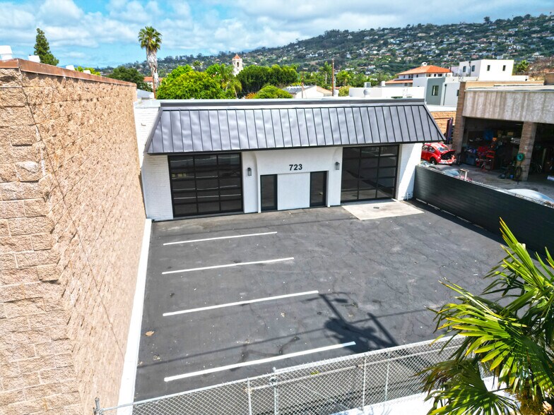 More Photos Of 723 E Haley St, Santa Barbara Warehouse For Sale
