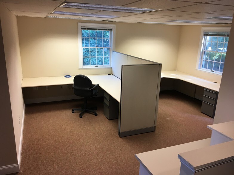 More Photos Of 240 Conestoga Rd, Wayne Office For Lease