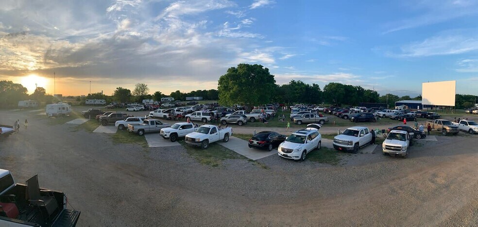 More Photos Of 16677 US Highway 77, Springer Multifamily For Sale