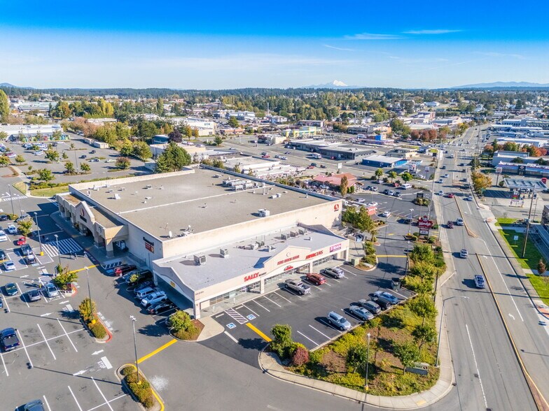 More Photos Of 31239 State Route 20, Oak Harbor General Retail For Lease