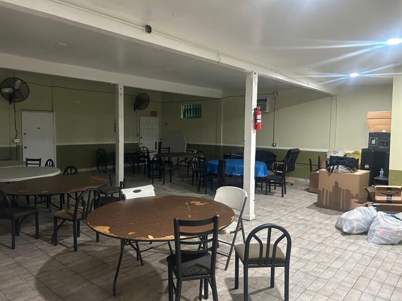 More Photos Of 11816-11822 Felton Ave, Hawthorne Storefront Retail Residential For Sale