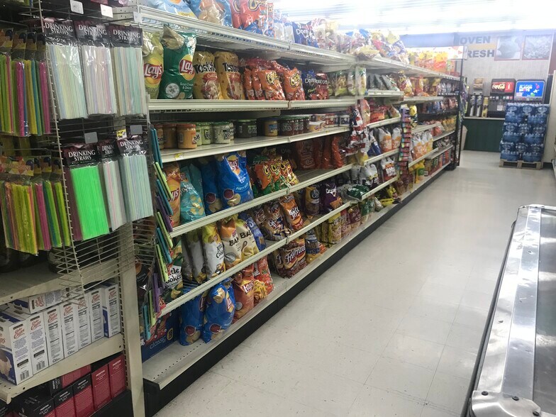 More Photos Of 25817 State Hwy 64, Pittsburg Supermarket For Sale