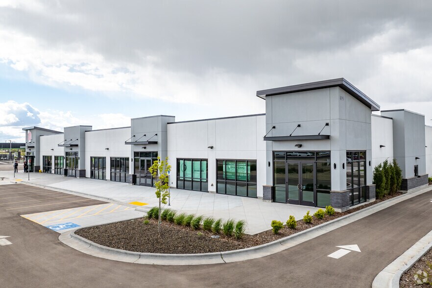 More Photos Of 805 Saddle Ave, Caldwell Storefront For Sale