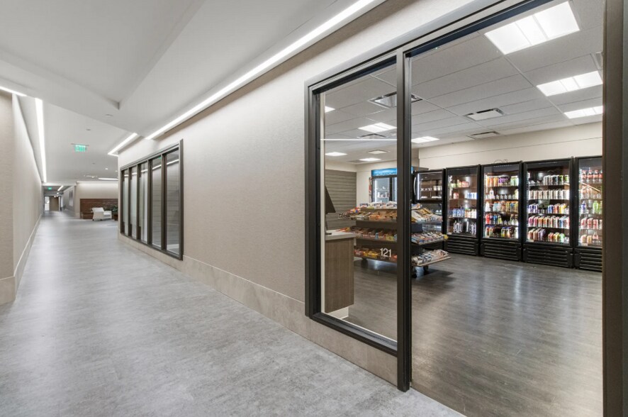 More Photos Of 2855 Coolidge Hwy, Troy Office For Lease