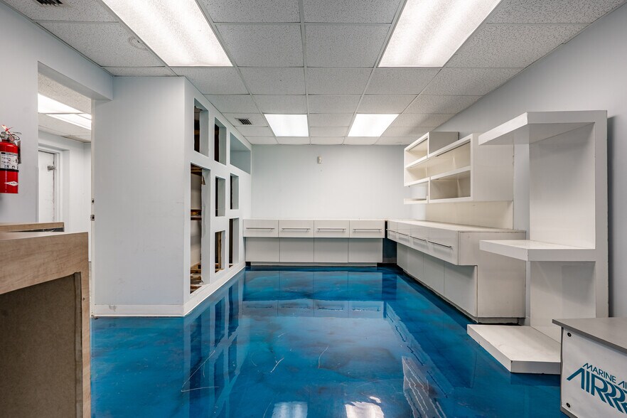 More Photos Of 624 W State Road 84, Fort Lauderdale Medical For Sale