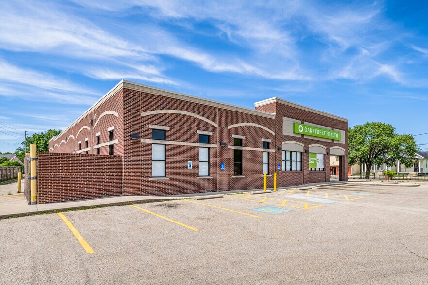 More Photos Of 1431 Wayne Ave, Dayton Medical For Sale