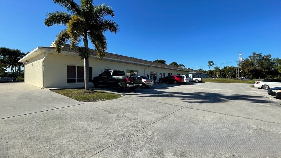 More Photos Of 6960-6970 Heritage Dr, Port Saint Lucie Office Residential For Sale