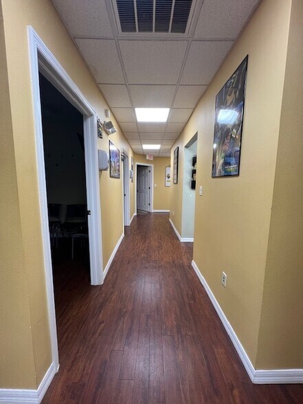 More Photos Of 16606 N Dale Mabry Hwy, Tampa Medical For Sale