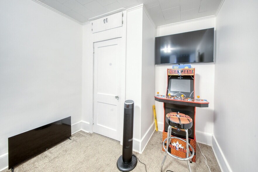 More Photos Of 9 Mongaup Rd, Hurleyville Apartments For Sale