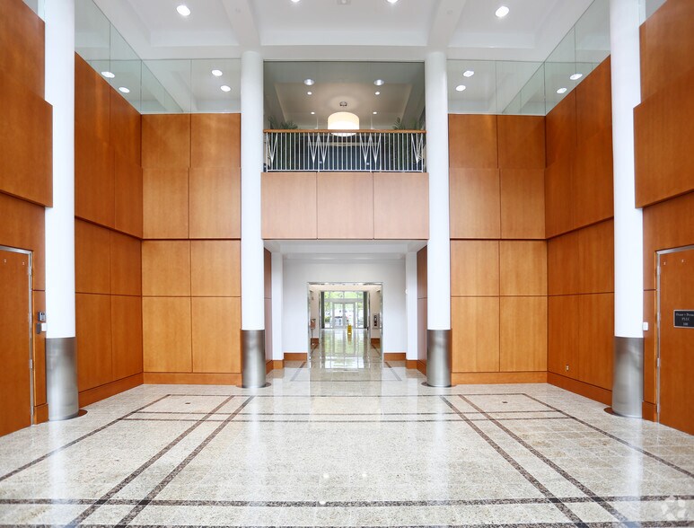 More Photos Of 3525 Whitehall Park Dr, Charlotte Office For Lease