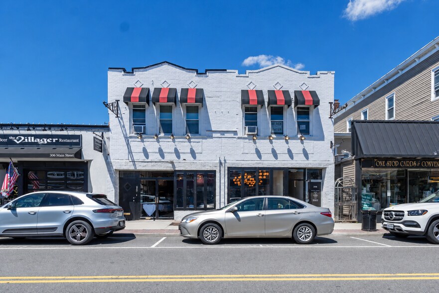 Primary Photo Of 300 Main St, Farmingdale General Retail For Lease