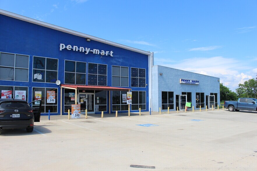 More Photos Of 504 E Highway 276, West Tawakoni General Retail For Sale