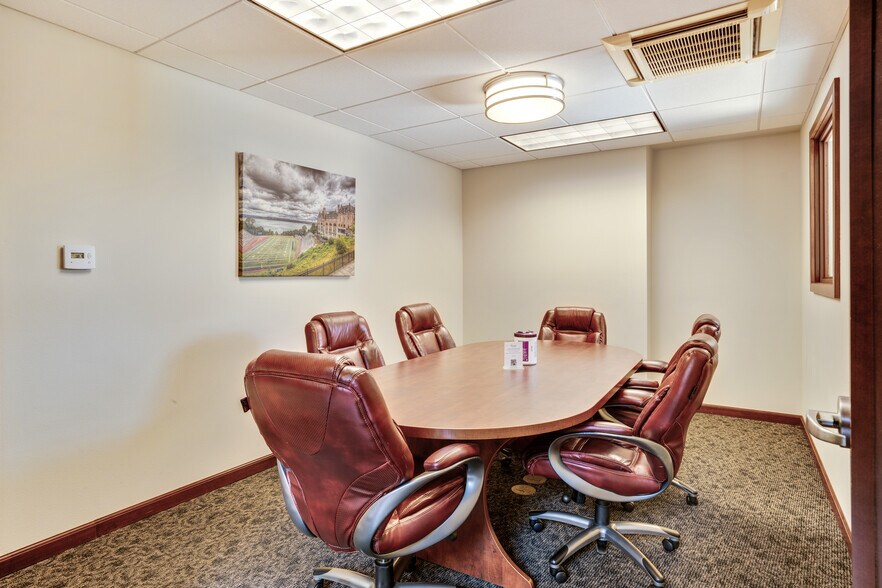 More Photos Of 705 S 9th St, Tacoma Office For Lease