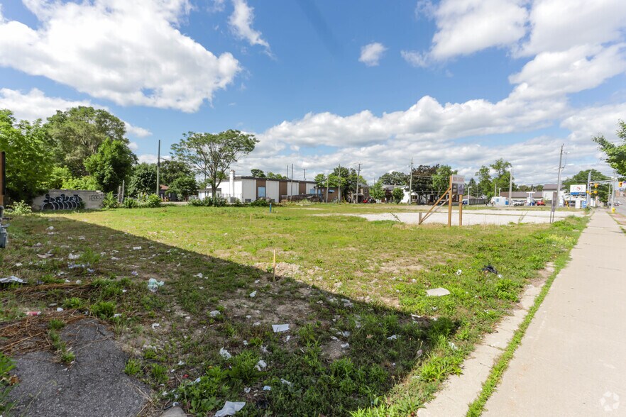 Primary Photo Of 95 Colborne St W, Brantford Office For Lease
