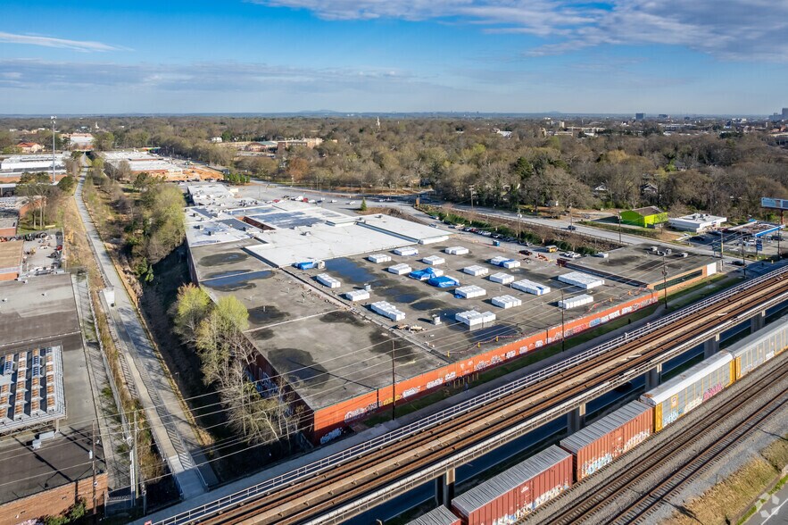More Photos Of 929-933 White St, Atlanta Unknown For Lease