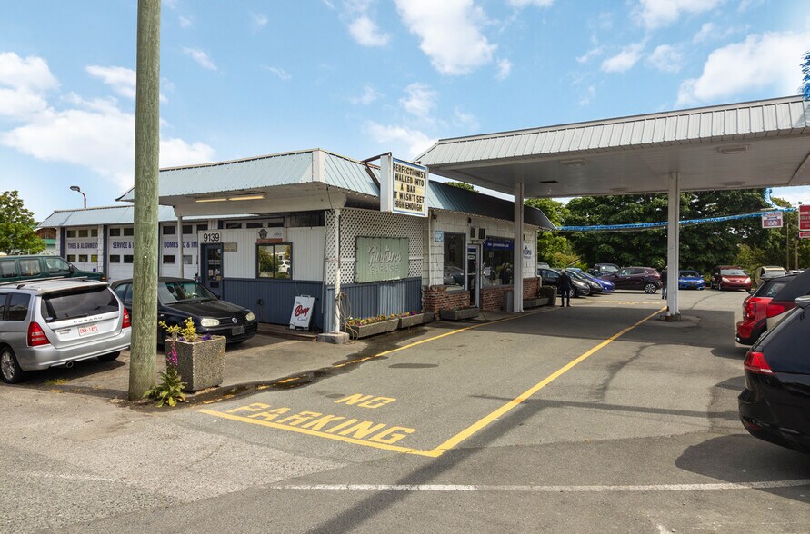More Photos Of 9139 E Saanich Rd, North Saanich Auto Dealership For Sale