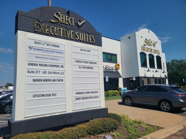 More Photos Of 2604-2608 W Kenosha St, Broken Arrow Office For Lease