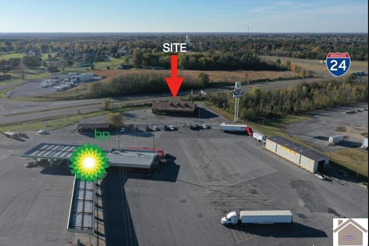 More Photos Of 7052 Benton Rd, Paducah Restaurant For Sale