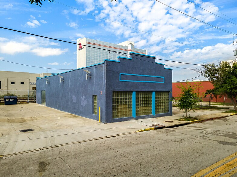 More Photos Of 503 W Robinson St, Orlando Industrial For Lease