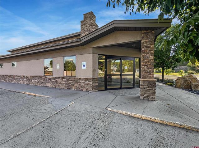 More Photos Of 365 W Bridge St, Hotchkiss Medical For Sale