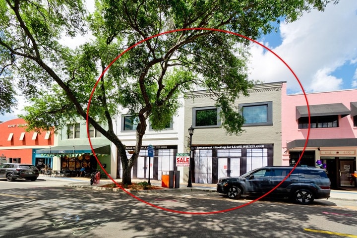 Primary Photo Of 416-420 12th St W, Bradenton General Retail For Lease