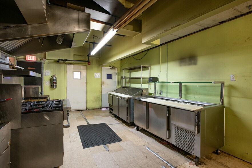 More Photos Of 41 Lafayette Ave, Suffern Restaurant For Sale