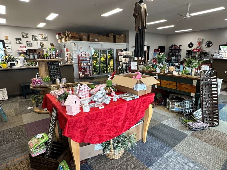 More Photos Of 708 E State St, Atkinson Freestanding For Sale