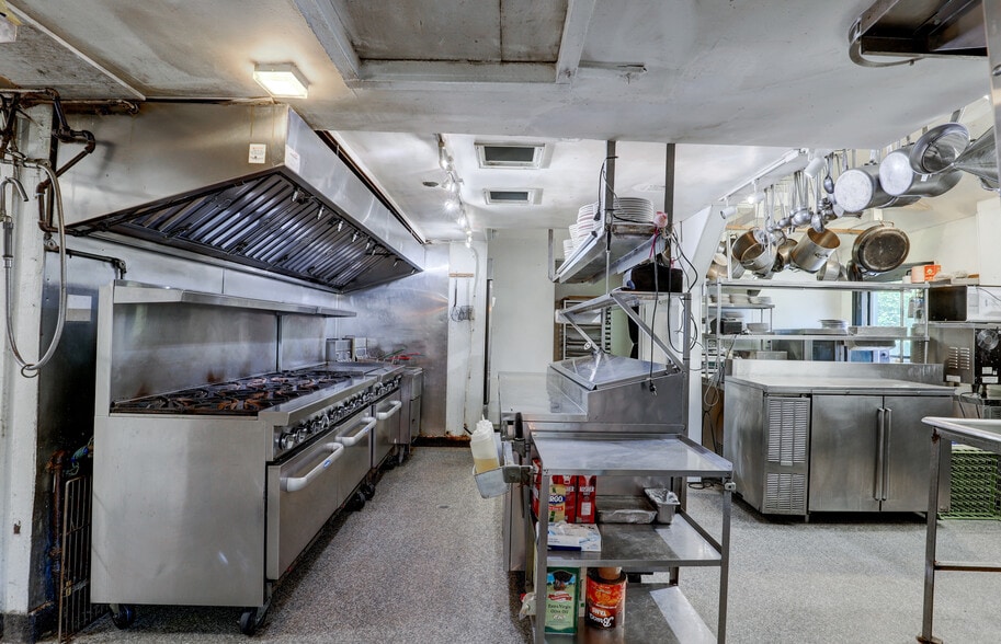 More Photos Of 1300 State Route 213, High Falls Restaurant For Lease