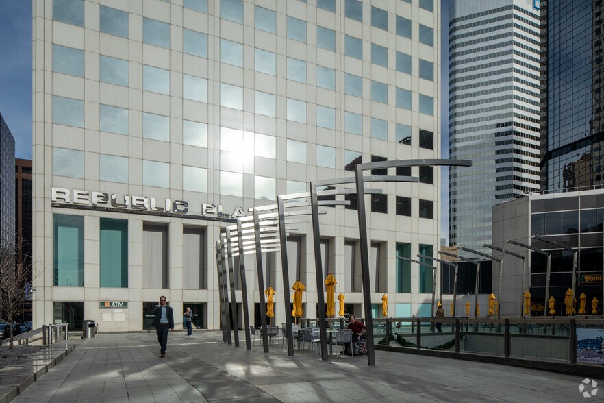 More Photos Of 370 17th St, Denver Office For Lease