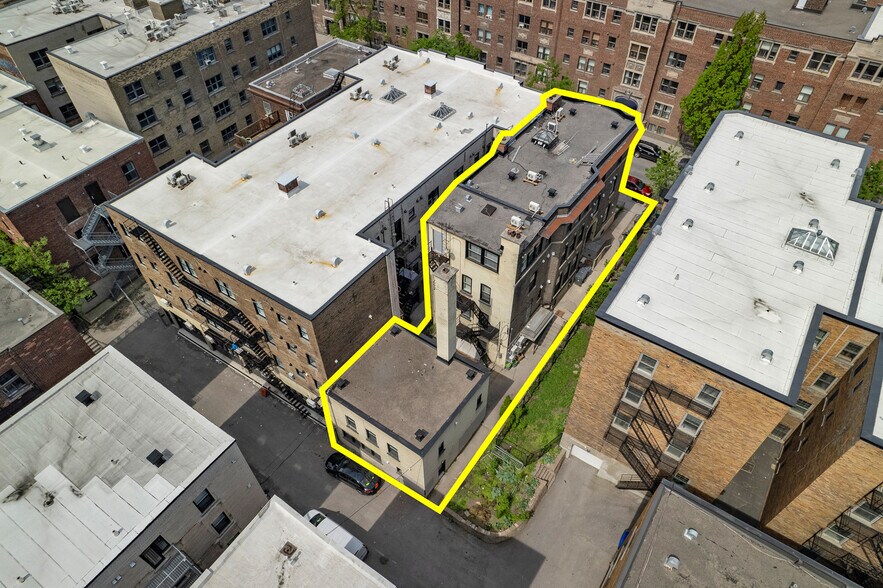 More Photos Of 2066-2070 Av Lincoln, Montréal Apartments For Sale