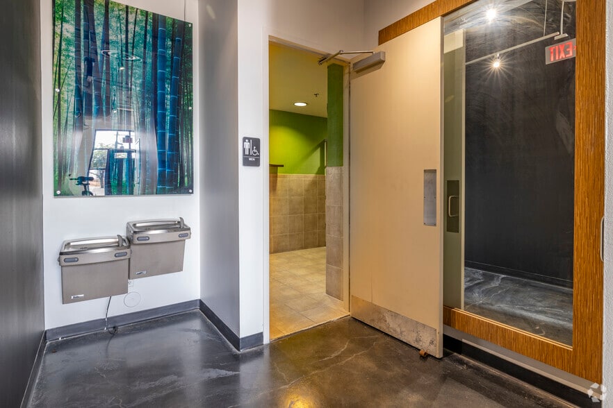 More Photos Of 21 E 6th St, Tempe Loft Creative Space For Sale