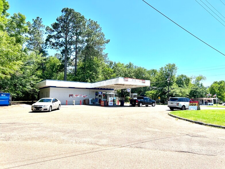 More Photos Of 25078 Highway 51, Crystal Springs Convenience Store For Sale