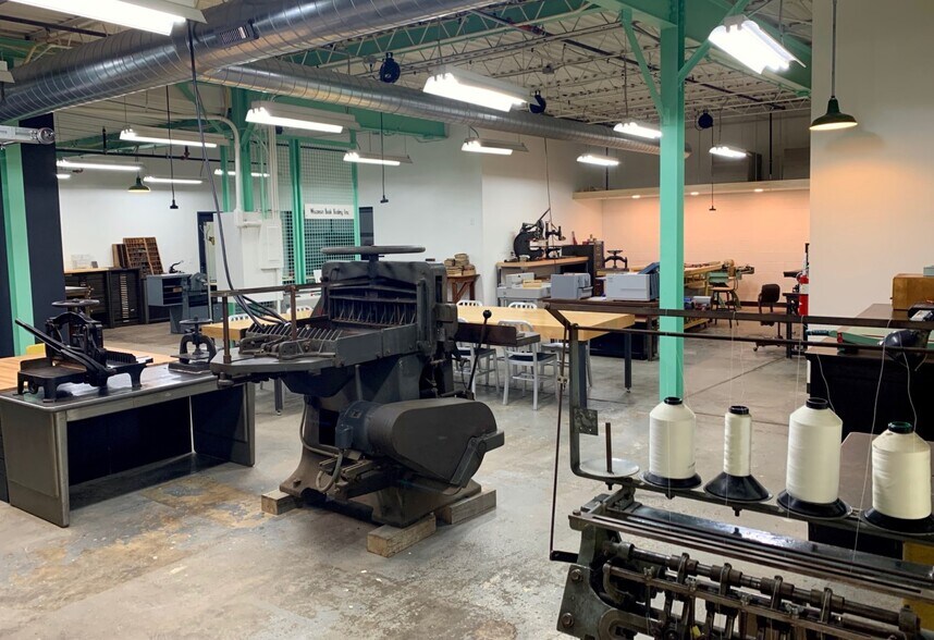 More Photos Of 347 E Ward St, Milwaukee Industrial For Sale