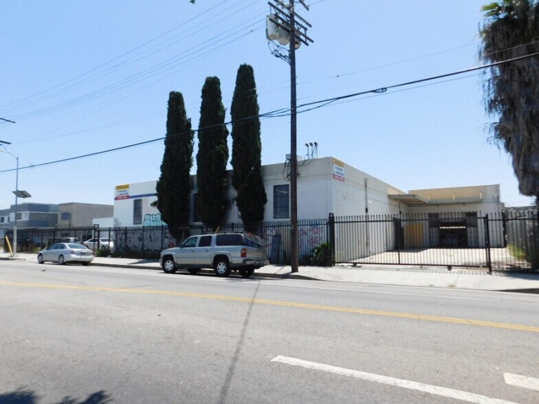 More Photos Of 516 E Jefferson Blvd, Los Angeles Warehouse For Sale
