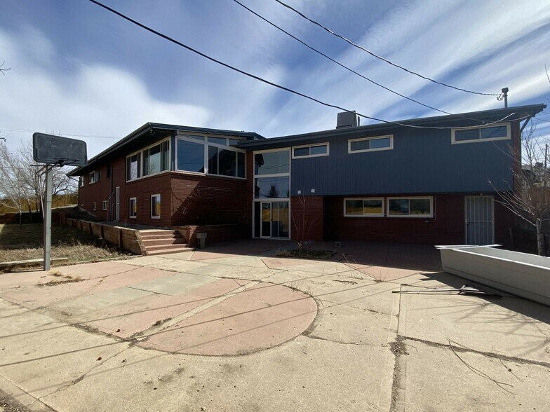 More Photos Of 8221 Bradburn Dr, Westminster Office For Sale