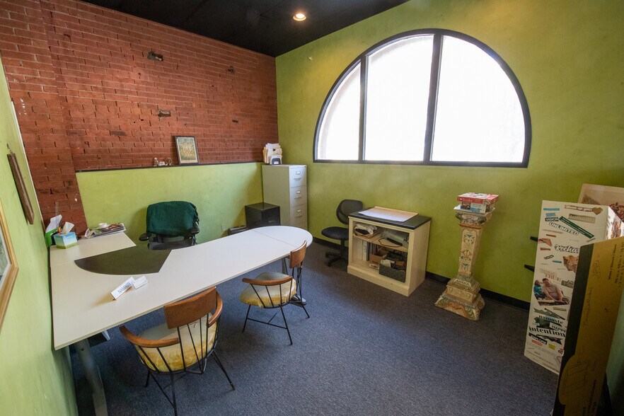 More Photos Of 107 E Preston St, Baltimore Office For Lease