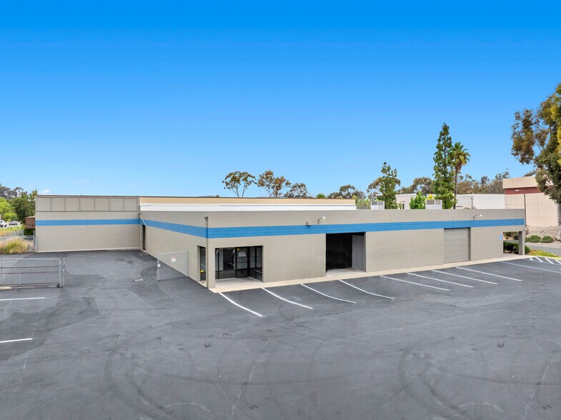 More Photos Of 975 Rancheros Dr, San Marcos Manufacturing For Lease