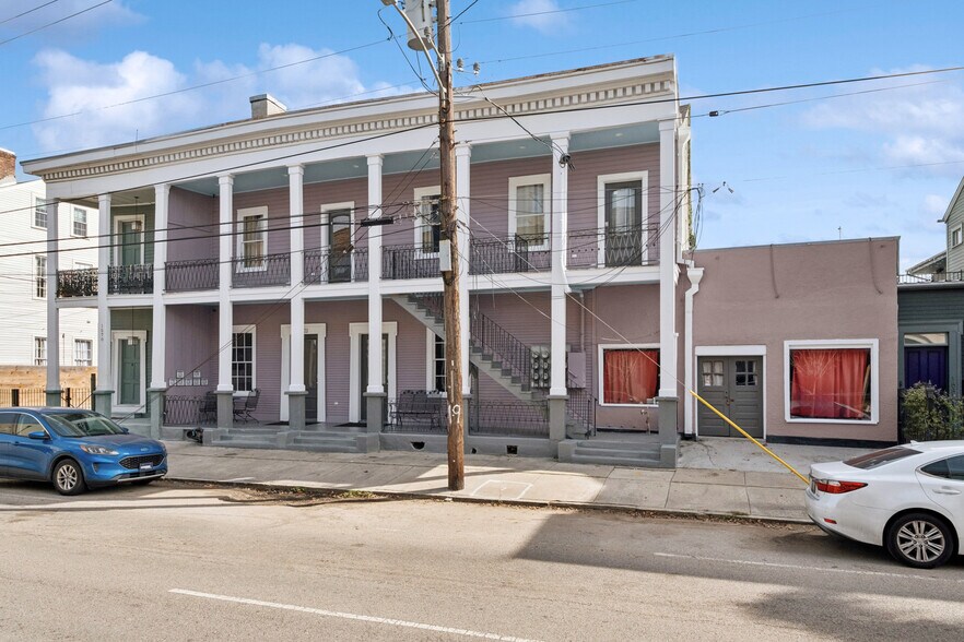 More Photos Of 1572 Magazine St, New Orleans Specialty For Sale