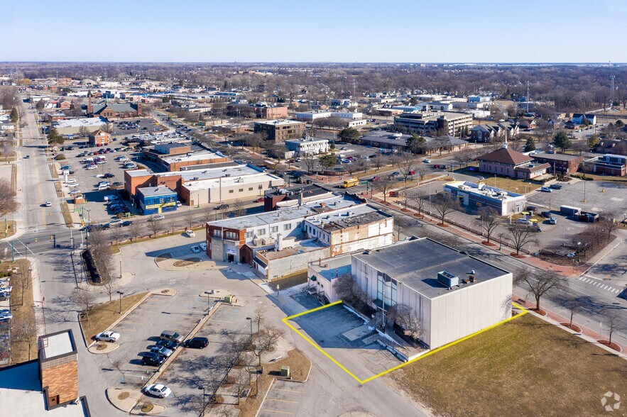 More Photos Of 35150 W Michigan Ave, Wayne Bank For Sale