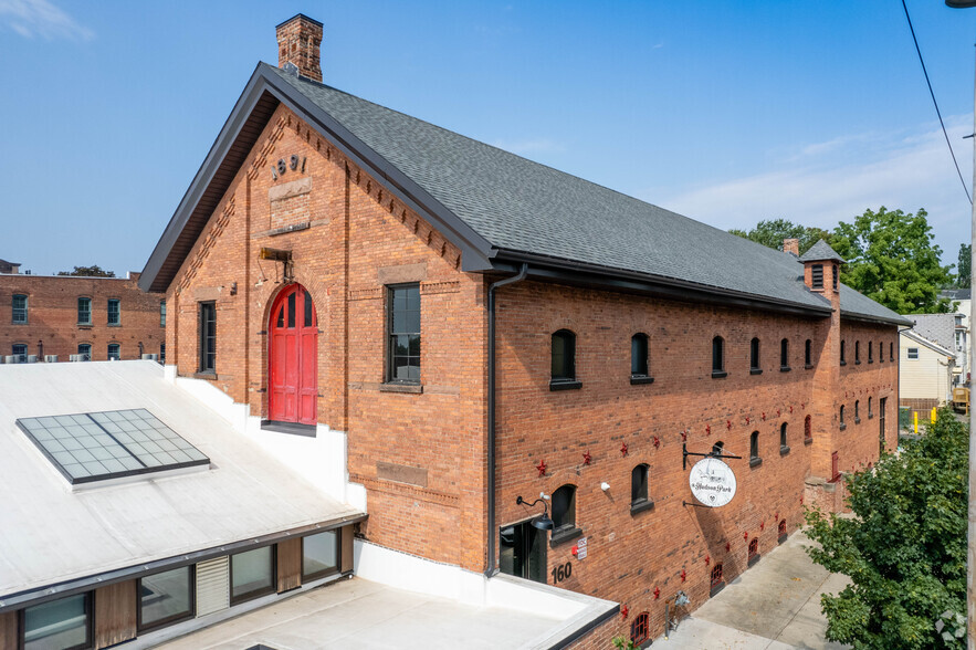 Primary Photo Of 160 Myrtle Ave, Albany Apartments For Sale